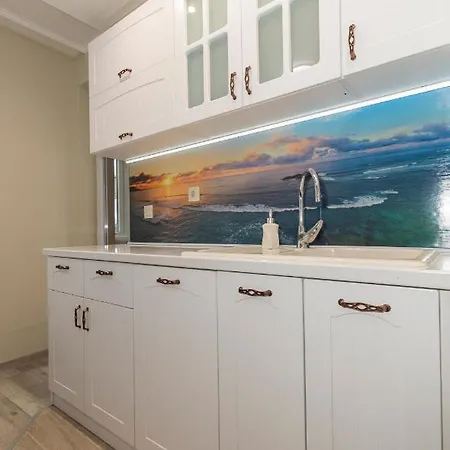 Ваканционен Апартамент В Сарафово Apartment *