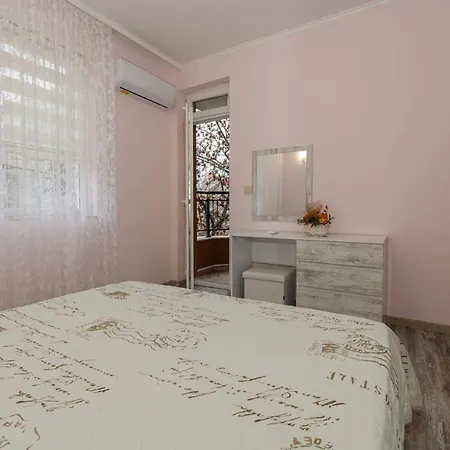 Apartment Ваканционен Апартамент В Сарафово *